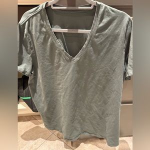 Lululemon love v- neck top in  smoked spruce green